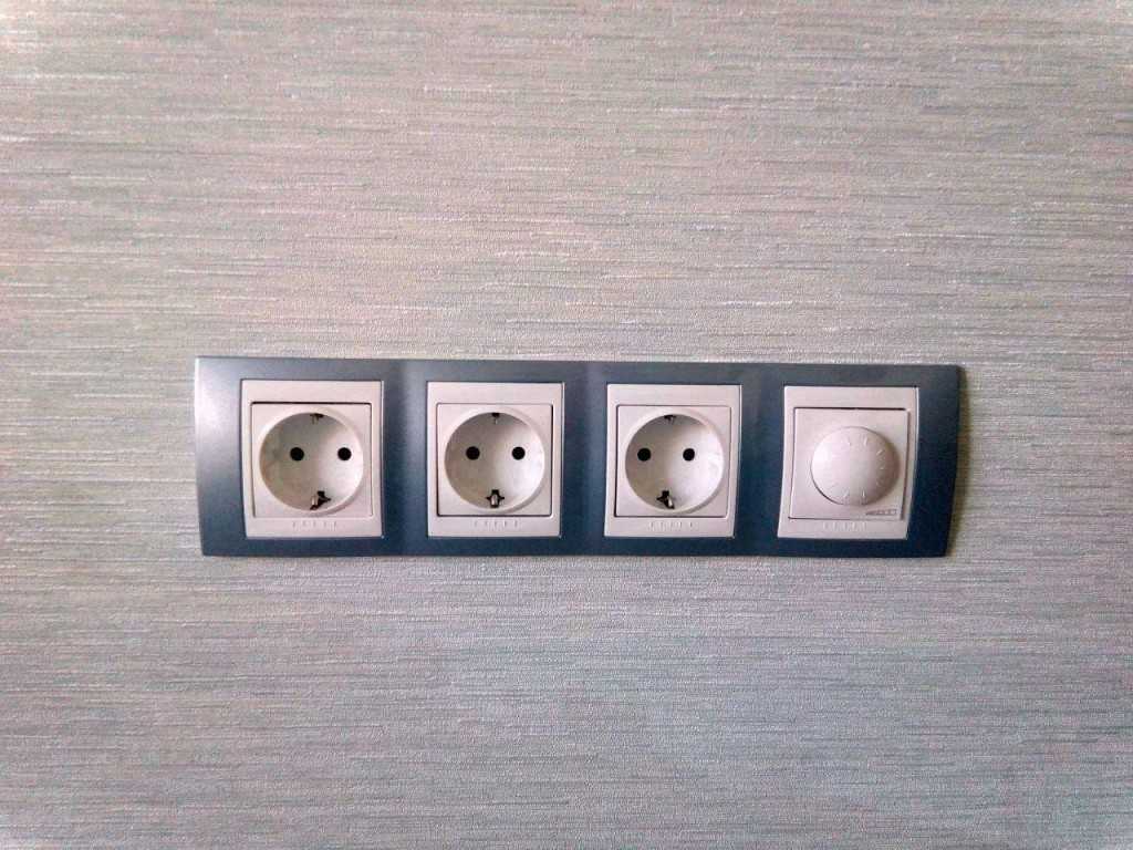 Установка розеток в Надыме